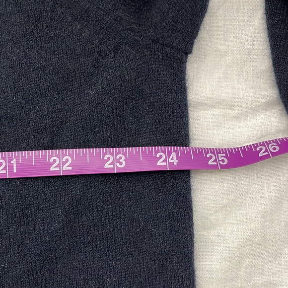 NEW J Crew Cashmere Sweater!!! - Picture 2 of 4